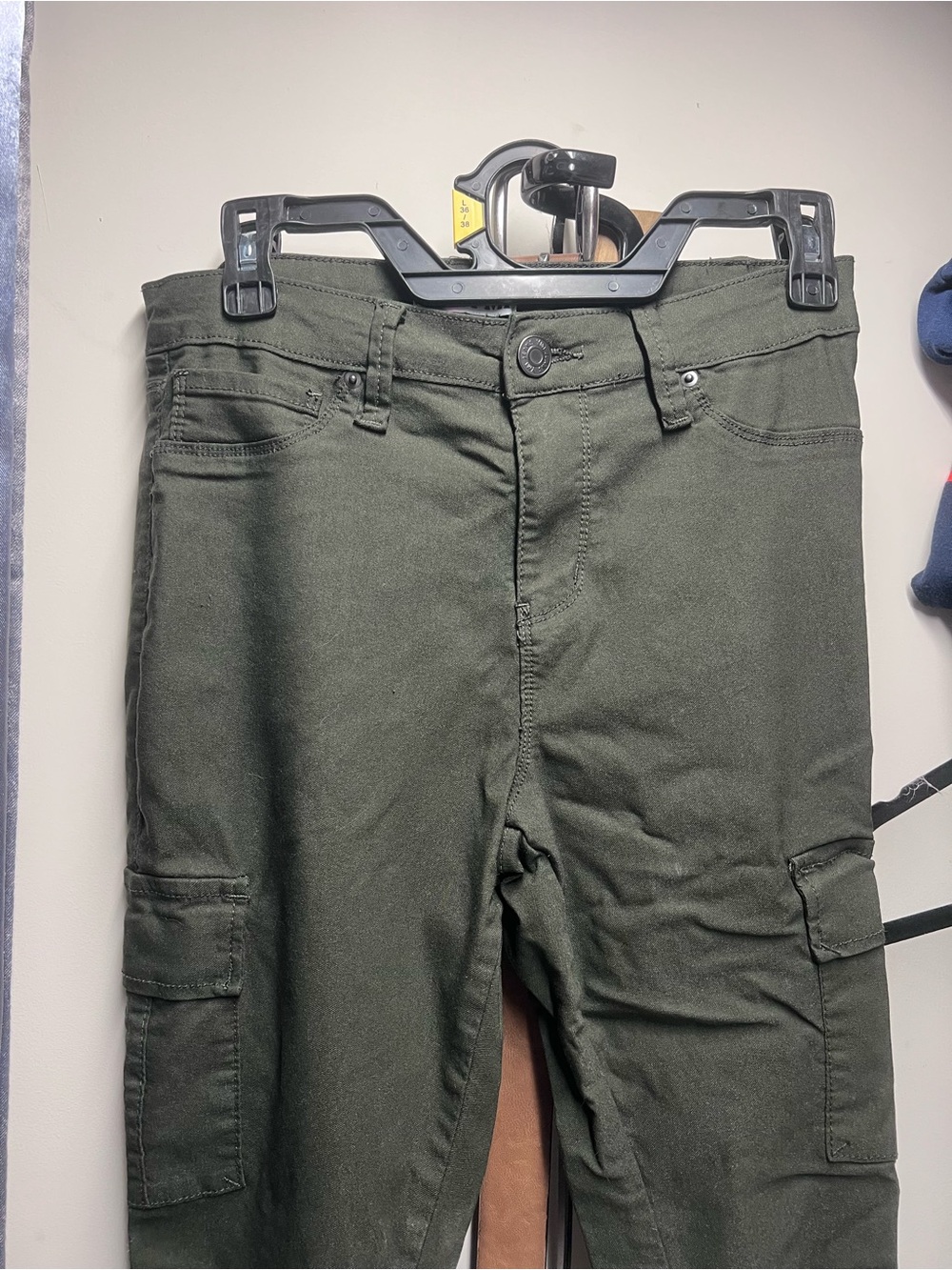 Women’s Olive Green Cargo Pants